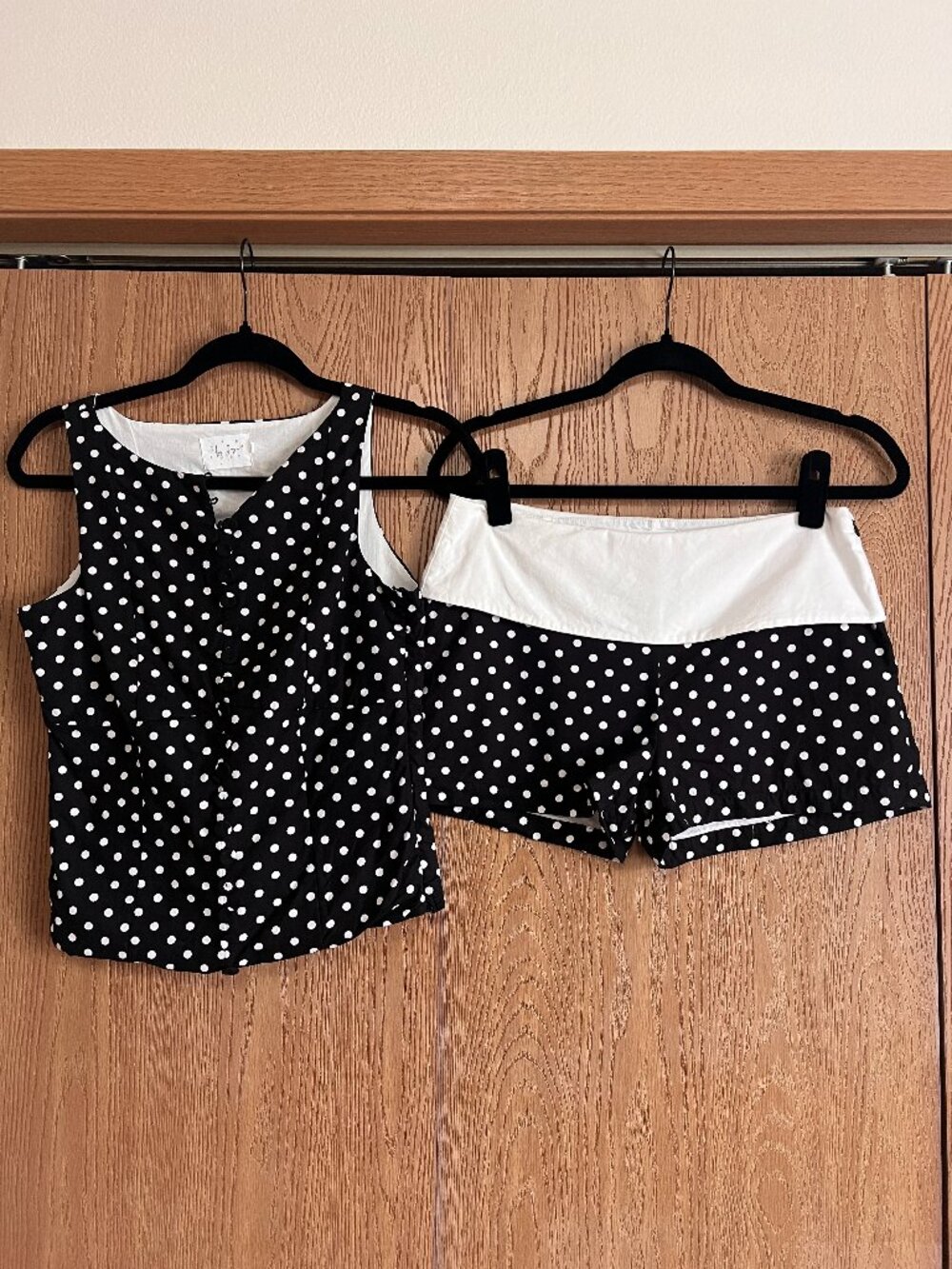 By Zoya Black & White Polka Dot Set